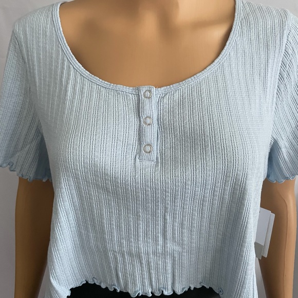 Pointelle Rib Crop Henley BP. - Picture 4 of 9